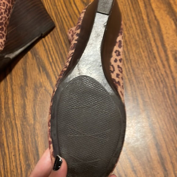 Woman’s leapoard print ankle boots never wore impo stretch size 9 - Picture 4 of 6